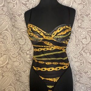 FashionNova Double Take Bodysuit Black/Gold XL